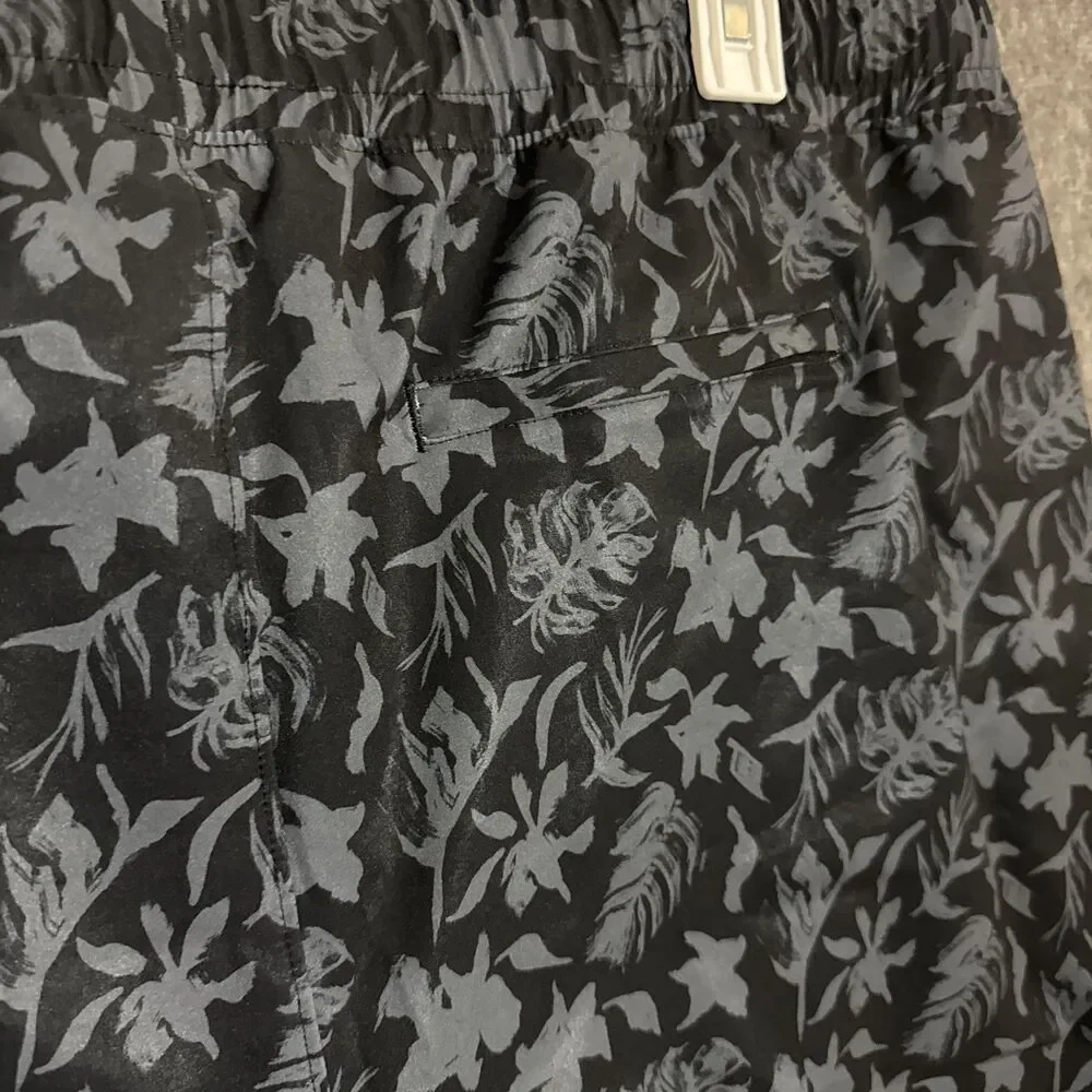 All In Motion Men's Shorts Hybrid Unlined Swimwear Trunks Black 6